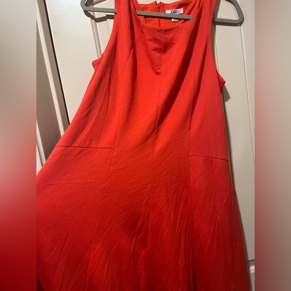 Cato Sleeveless Dress - Picture 2 of 3